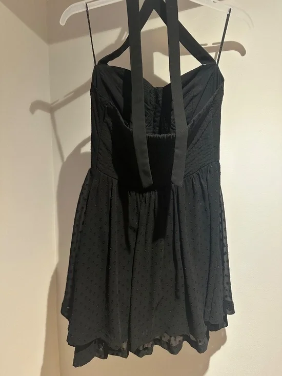 GUESS Black Polkadot Mini Halter dress, size 2 - Picture 4 of 7